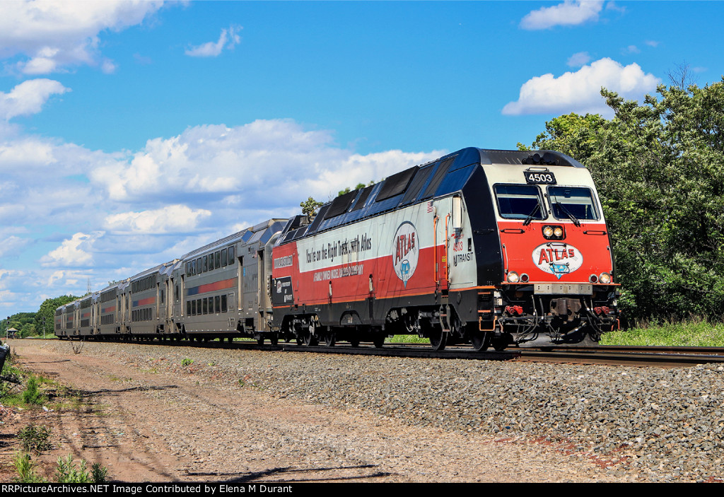 NJT 4503 on train 5527